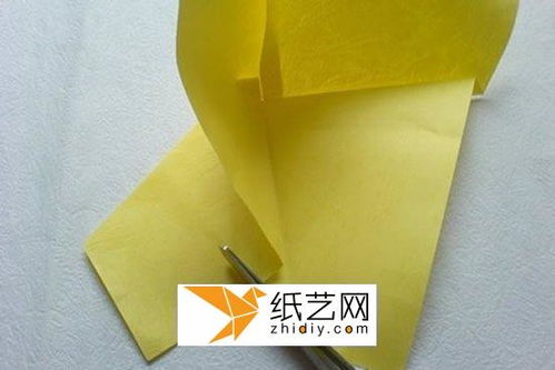 精致玫瑰花折纸步骤指南 1