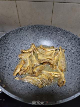怎样煎小黄花鱼的做法？ 1