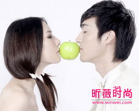 探索激情之吻与微妙触感：激发他的无限欲望 2