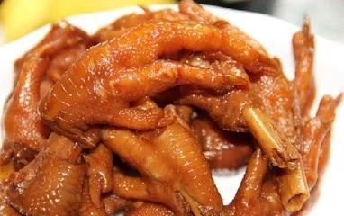 精致卤制鸡爪的烹饪方法 3