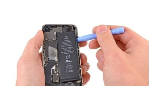 苹果4代iPhone4S如何轻松拆机更换电池？详细步骤解析 2