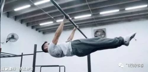 单杠训练秘籍：打造强健上肢与核心力量的绝妙方法 1