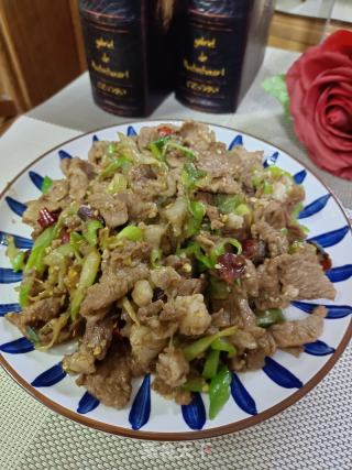 家常美味：轻松学会孜然羊肉的制作方法 2