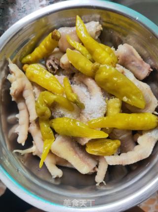 自制泡椒鸡爪的家庭做法 1