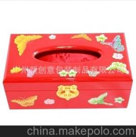 废旧月饼盒变身创意纸巾盒、相片展示架与个性挂钟 1