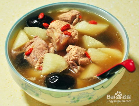 山药红枣排骨汤怎么做？ 1