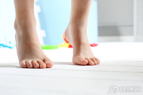 探究杨臭脚说法及有效摆脱脚臭方法 1
