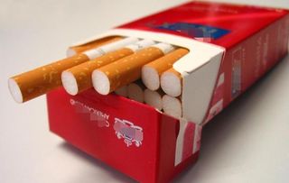 一条烟通常包含多少包？ 1