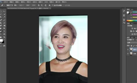 如何用Photoshop去掉肖像中的双下巴？ 1