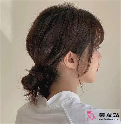 如何学习简单实用的韩式盘发教程来凸显气质？ 1