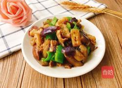 家常美味升级：青椒肉片烧茄子，香浓下饭新选择 3