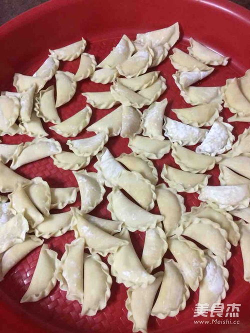 香脆可口的酥炸饺子制作方法 1