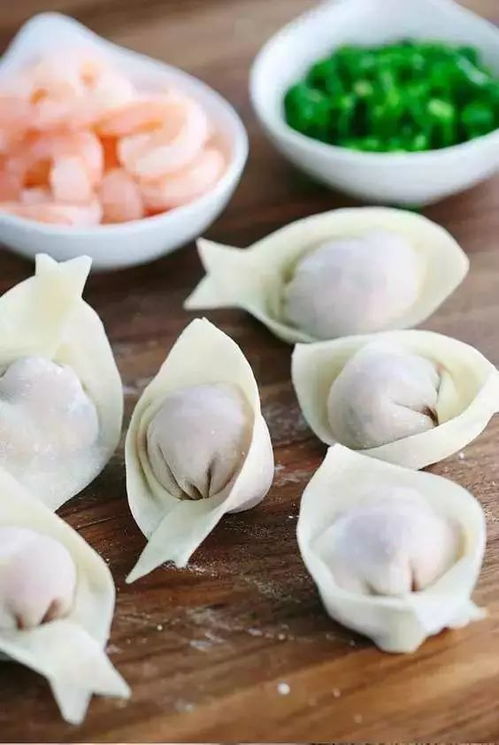 如何巧妙包制馄饨 3