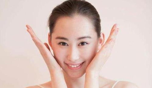 法国苏玛素秘籍：轻松按摩，打造紧致脸部轮廓 1
