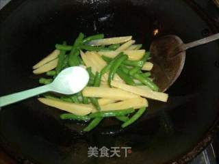家常美味秘籍：轻松学会做刀豆土豆 2